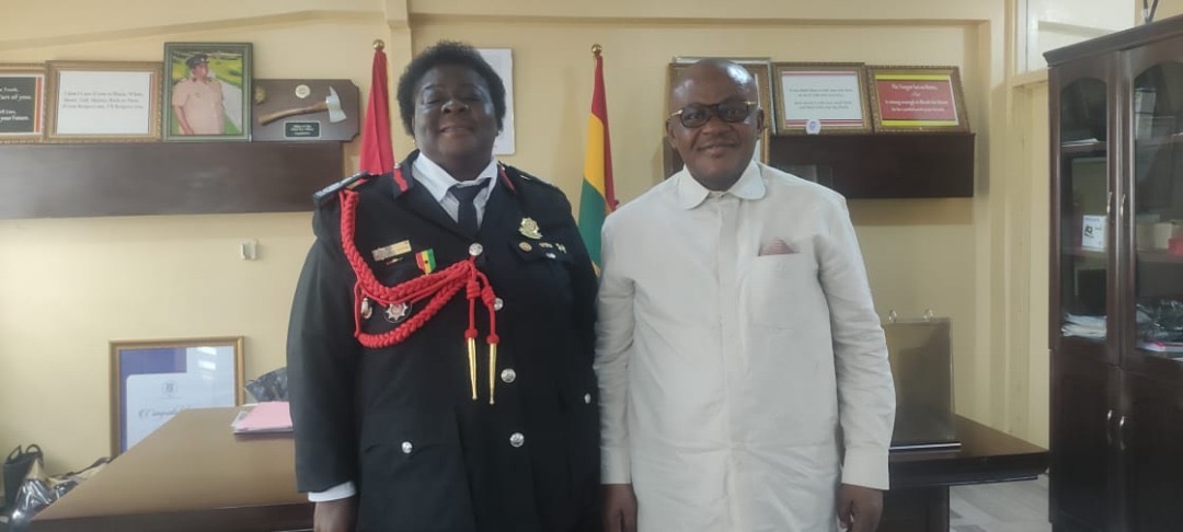 FWSC CHIEF EXECUTIVE MEETS CHIEF FIRE OFFICER
